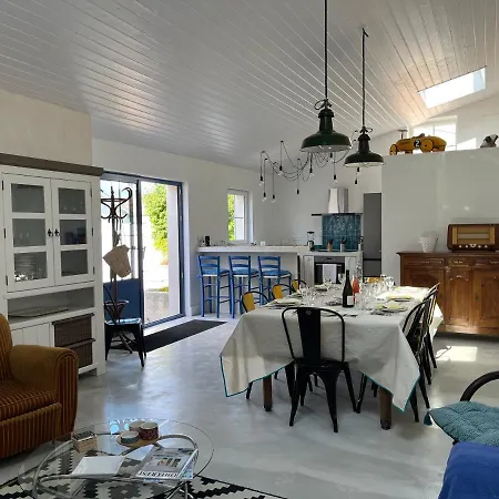 Le Clos De Flo 17 Pensjonat