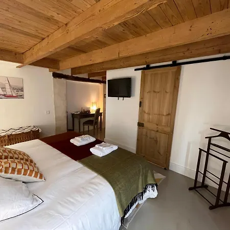 Pensjonat Le Clos De Flo 17 3*