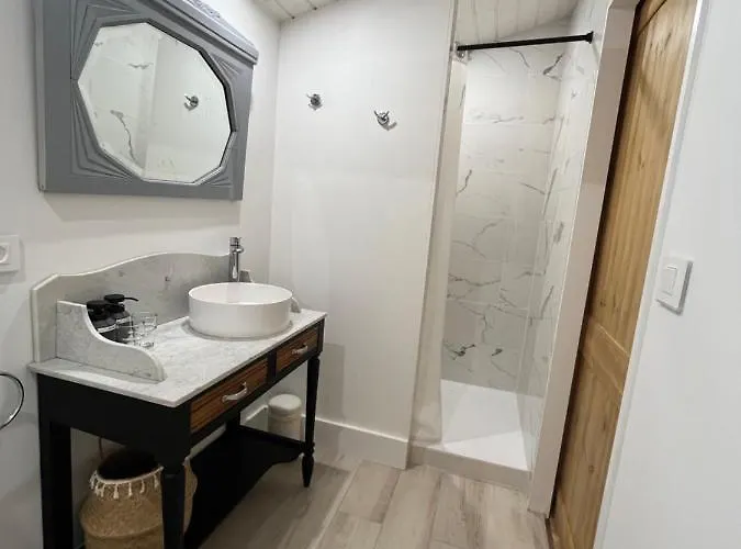 Casa de hóspedes Le Clos De Flo 17 3*